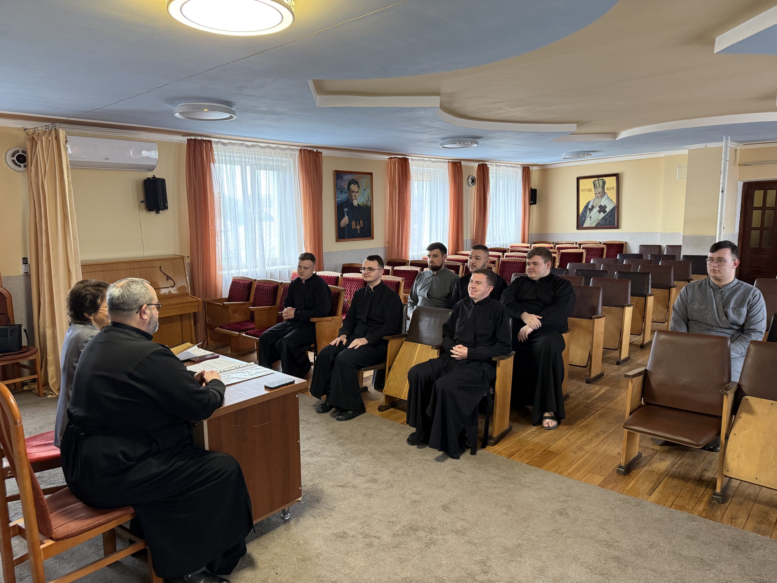 Від теорії до служіння: семінаристи підсумували педагогічну практику